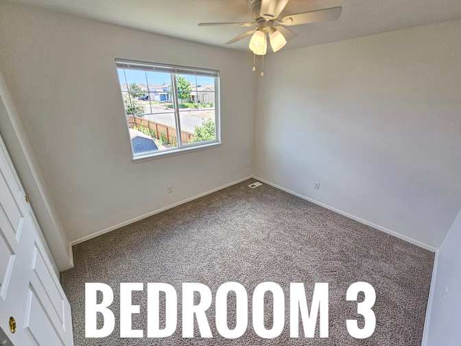 HomeCrew's room
