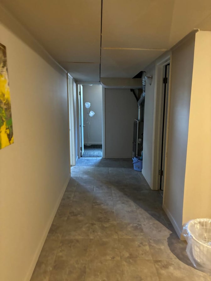 Bardia Hedayati's room