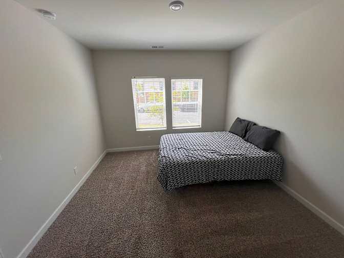 Alcove Rooms's room
