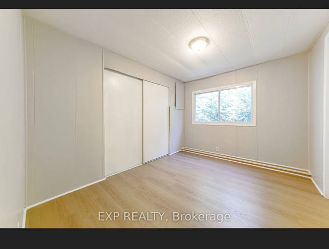 Suzanne's room