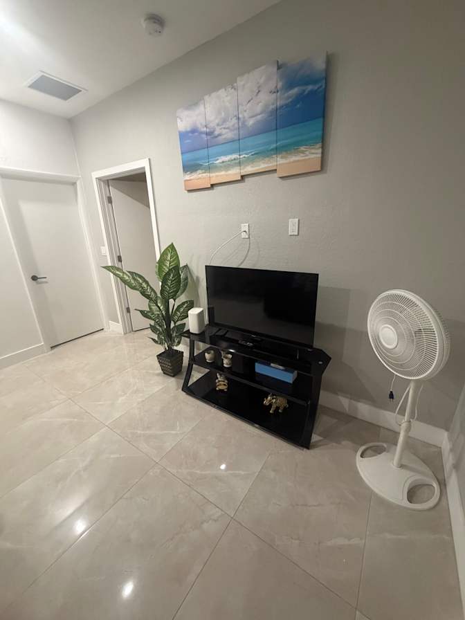Liz's room