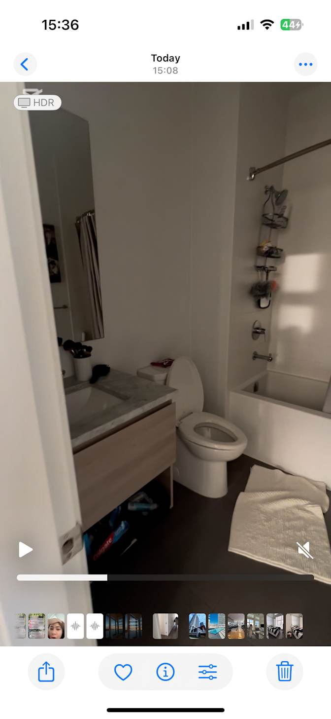 Mariah Izabelle Merican's room