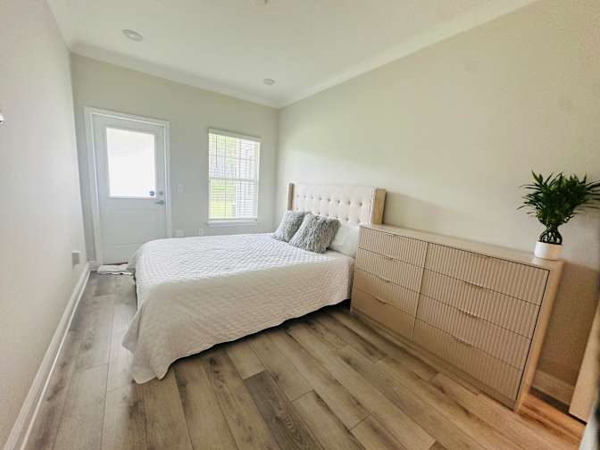Jade's room