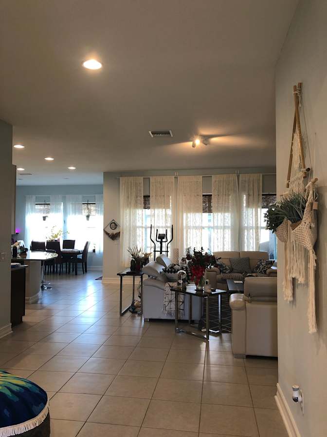 VANESSA's room