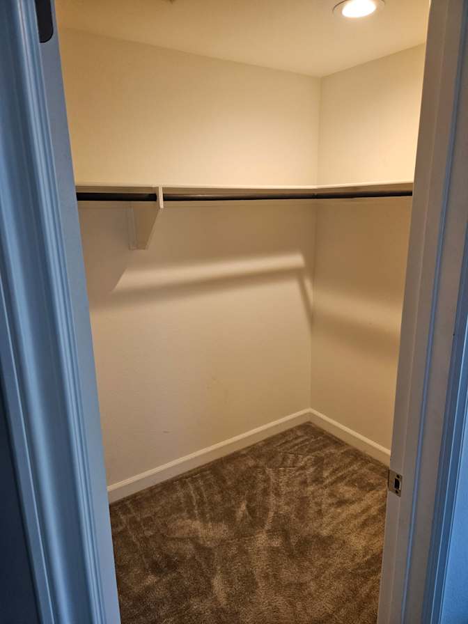 Kenneth Cole Bloesel's room