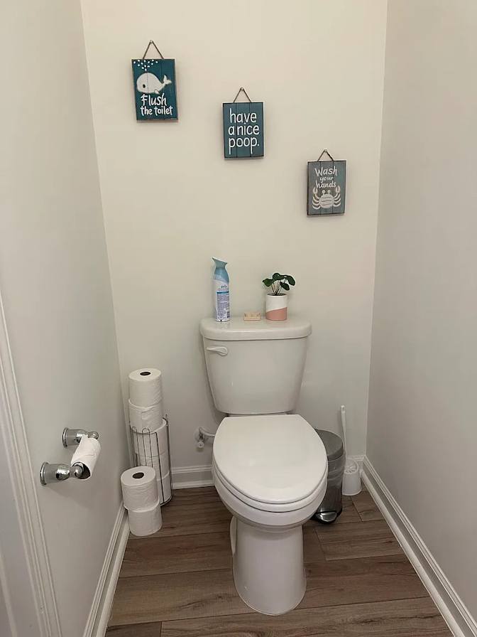 Alcove Rooms's room