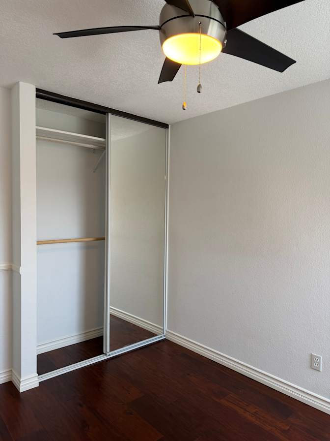 gloria's room