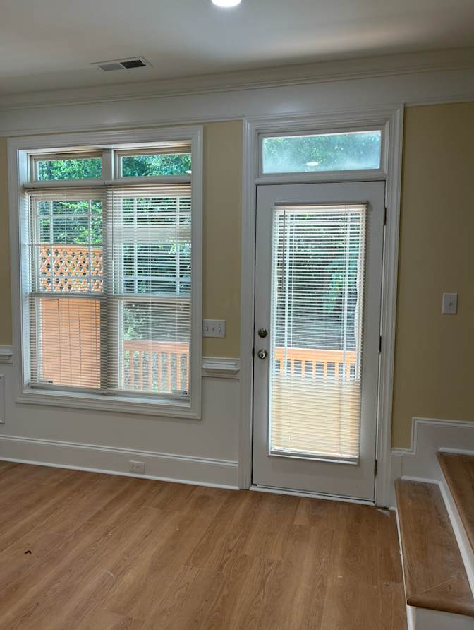 Alcove Rooms's room