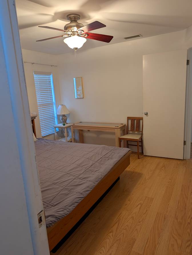 Carlo's room