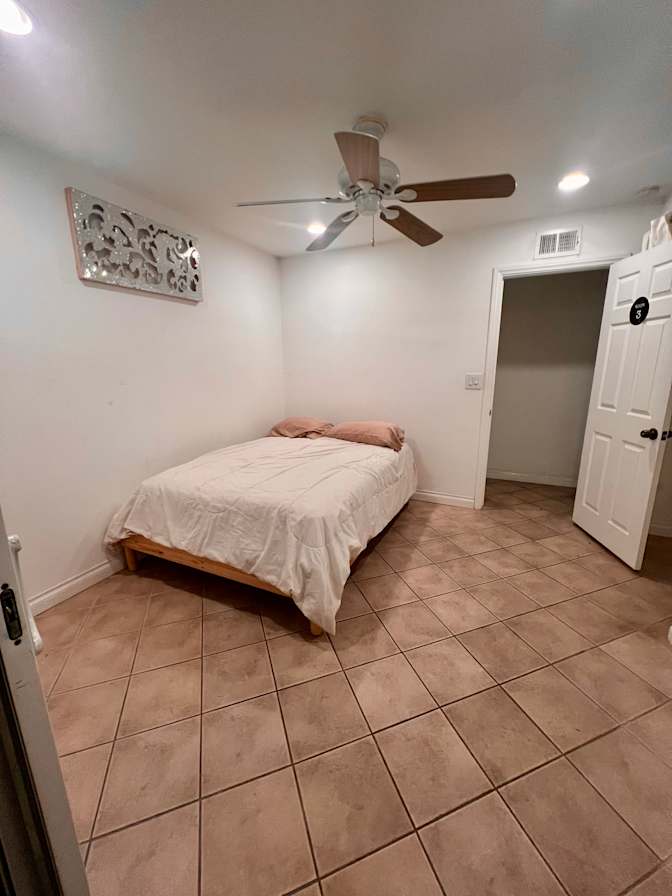Ali's room
