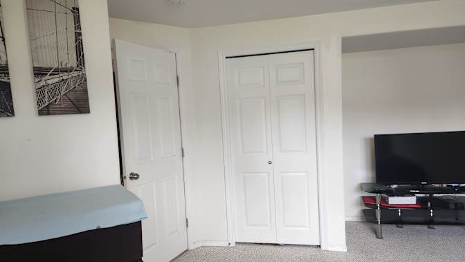 Uche's room