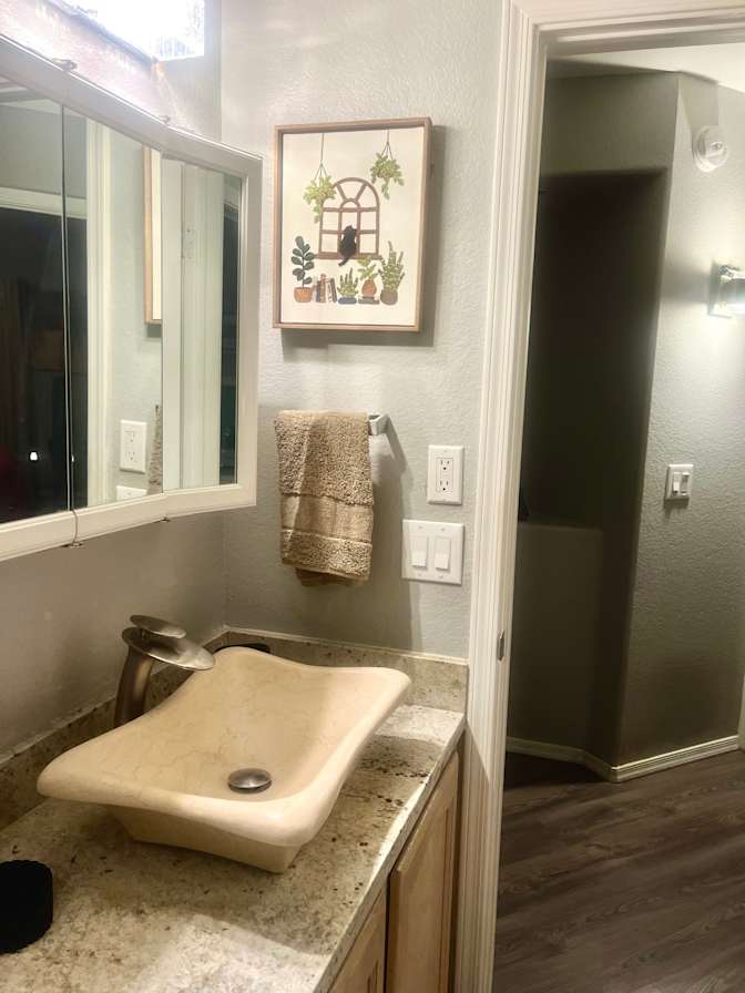 Ash's room