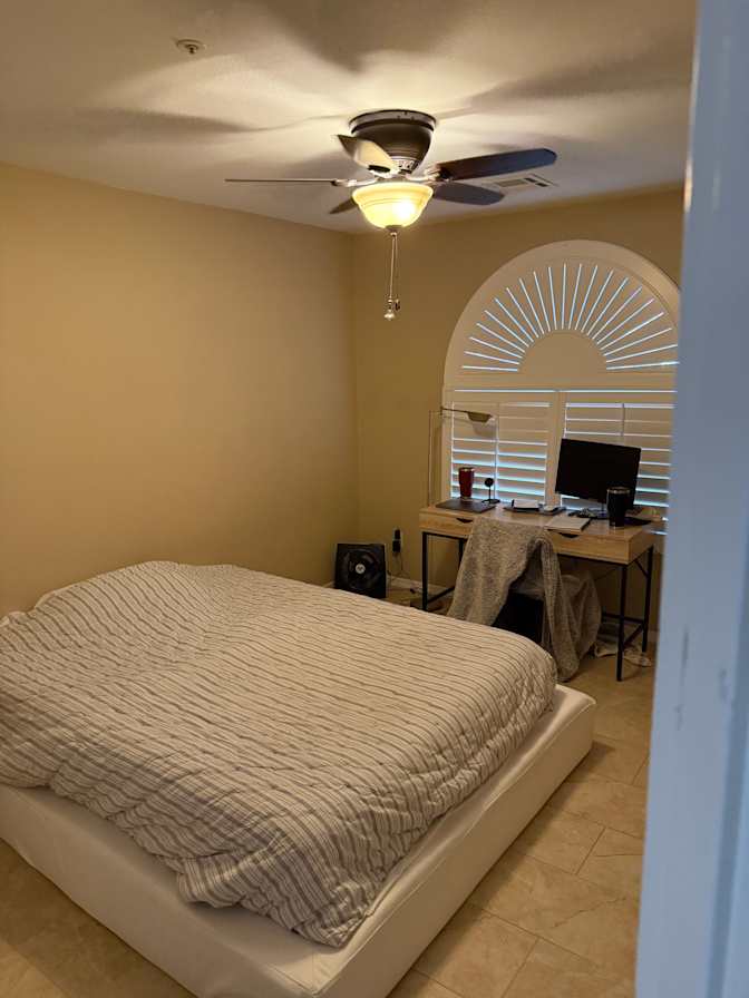Cameron Kueckler's room