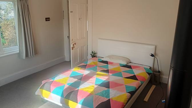 Oli's room