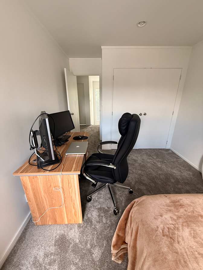 Janaka Hewawasam's room