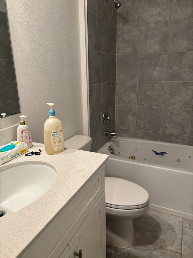 Trista Montenegro's room