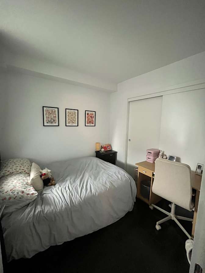 Izzy's room