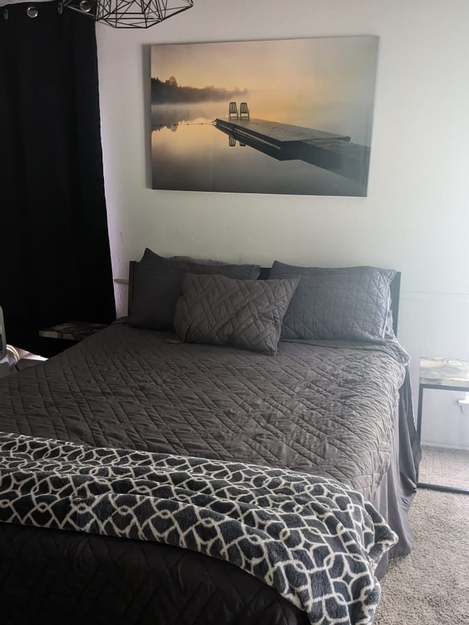 Susan Lee Shaffer's room