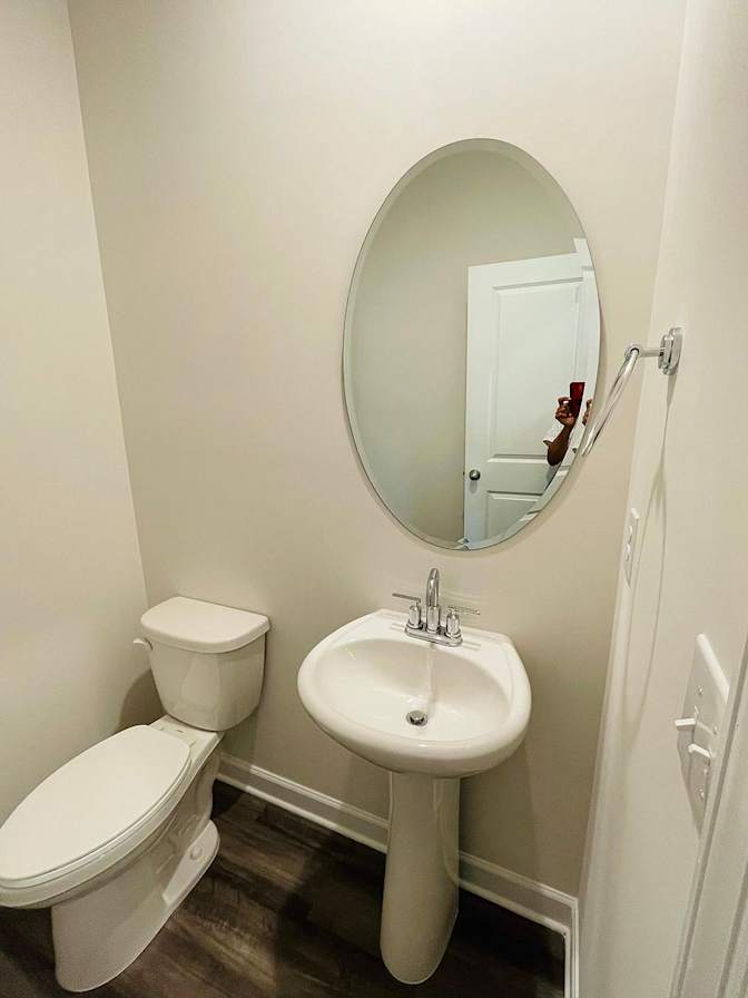 Alcove Rooms's room