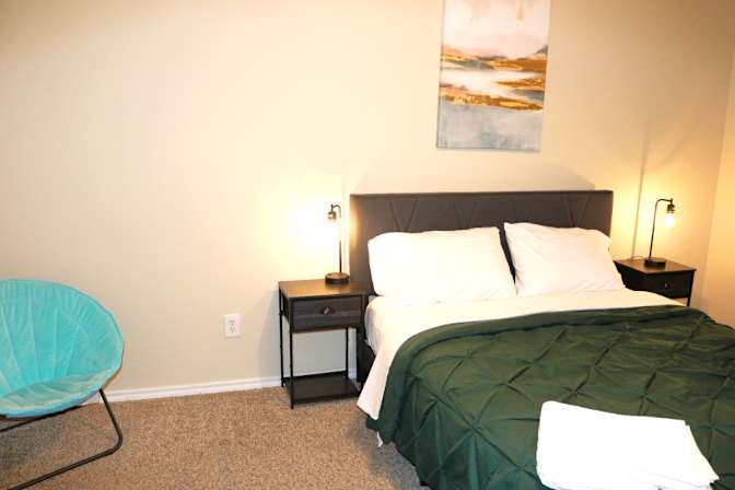 kevin Takam's room