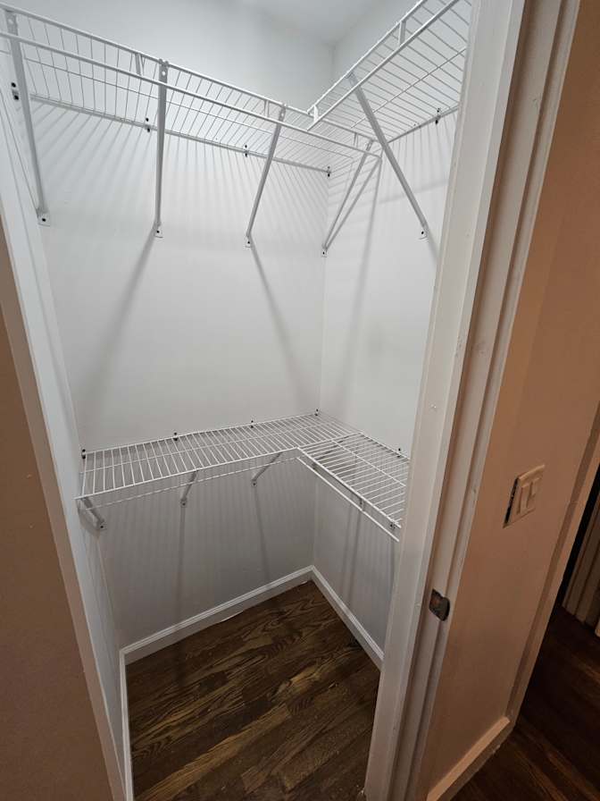 CL&C Property Management and Consulting's room