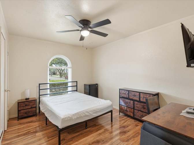 RoomWise's room