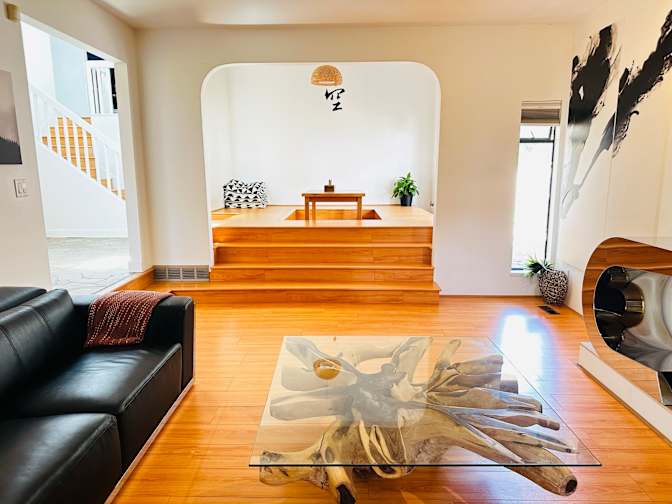 Dan's room