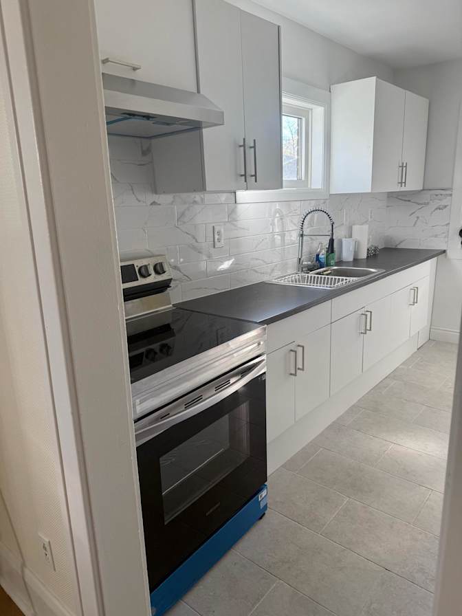 Gurpreet Sandhu's room