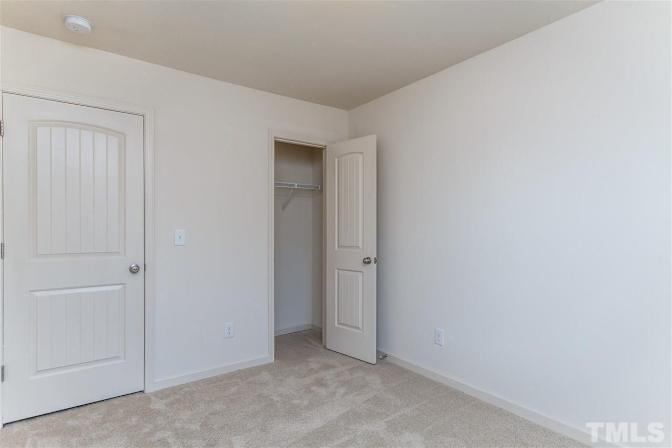 Alcove Rooms's room