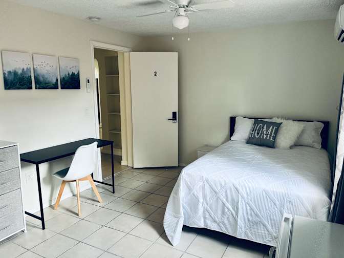 PadSplit's room