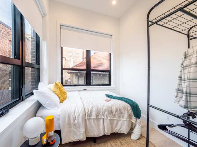 Liza's room
