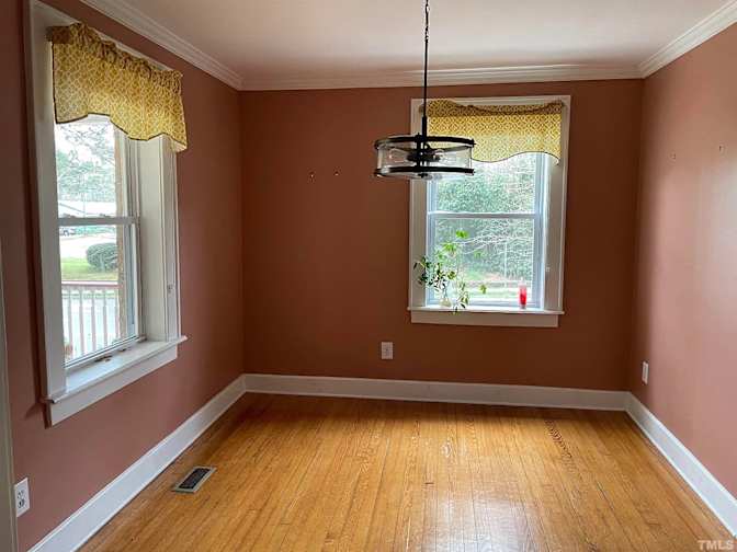 Alcove Rooms's room