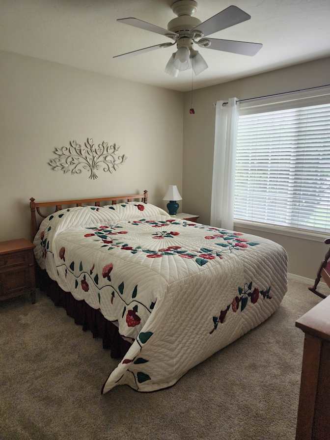 Darlene's room