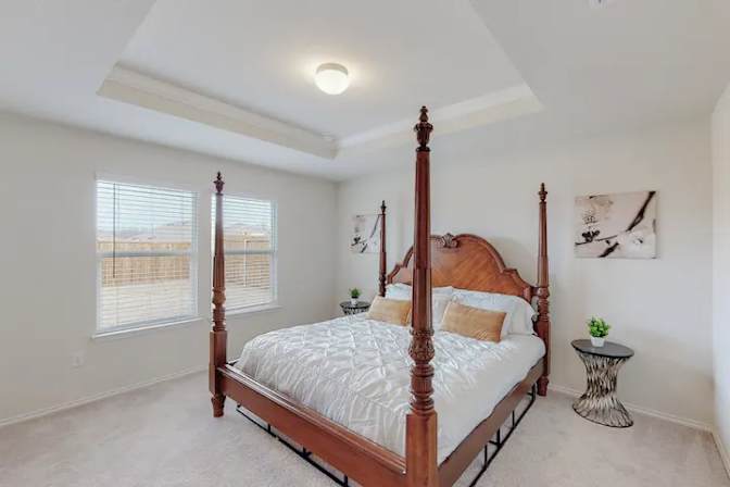 Do Nguyen's room