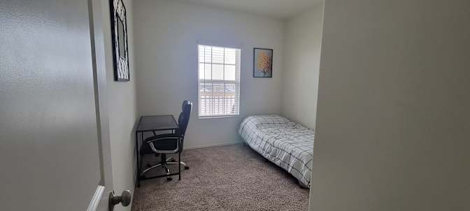 Akshay's room