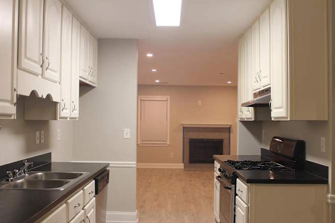 Alcove Rooms's room