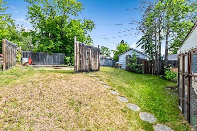 Rozita Ghasemi's room