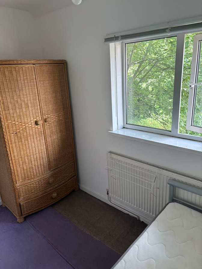 Anna's room
