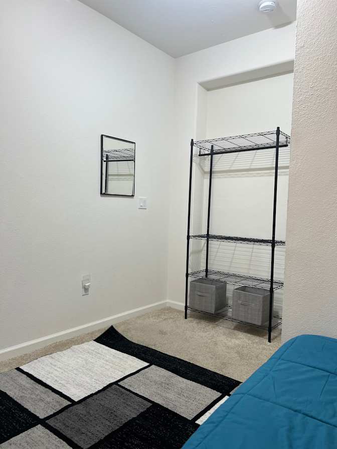 Jin's room