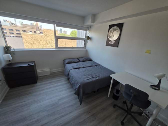 Helia's room