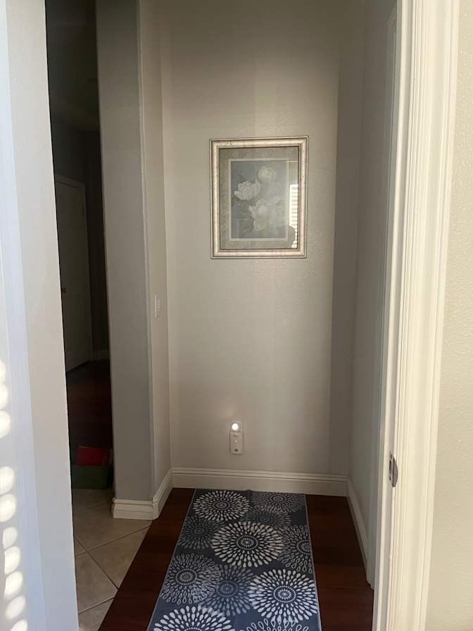Joy’s  Rentals's room