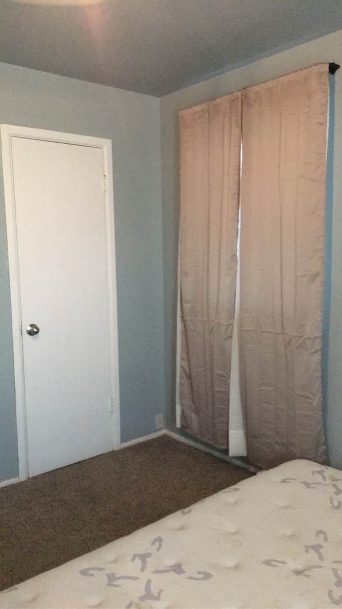 Evelyn's room