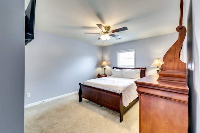 Jon's room