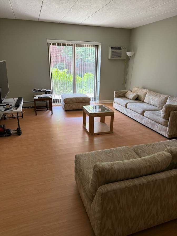 Manohar's room