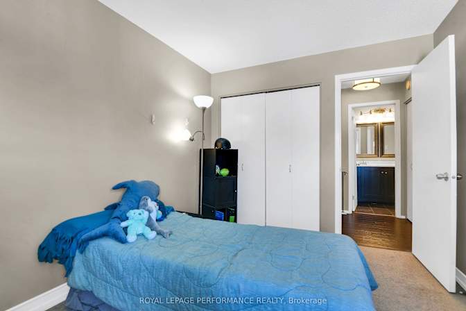 jay's room