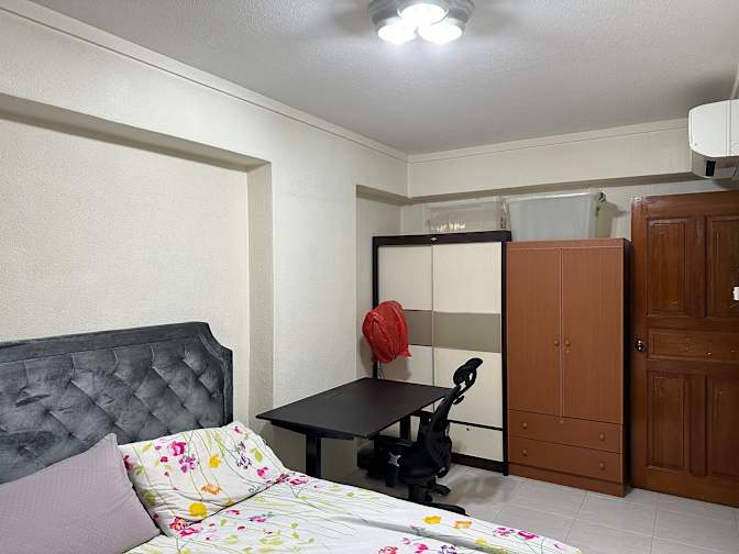 BY's room
