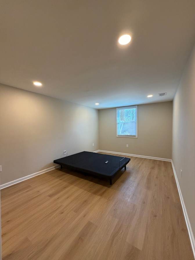 Will Pham's room