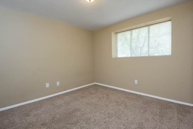 lifedoorrentals's room