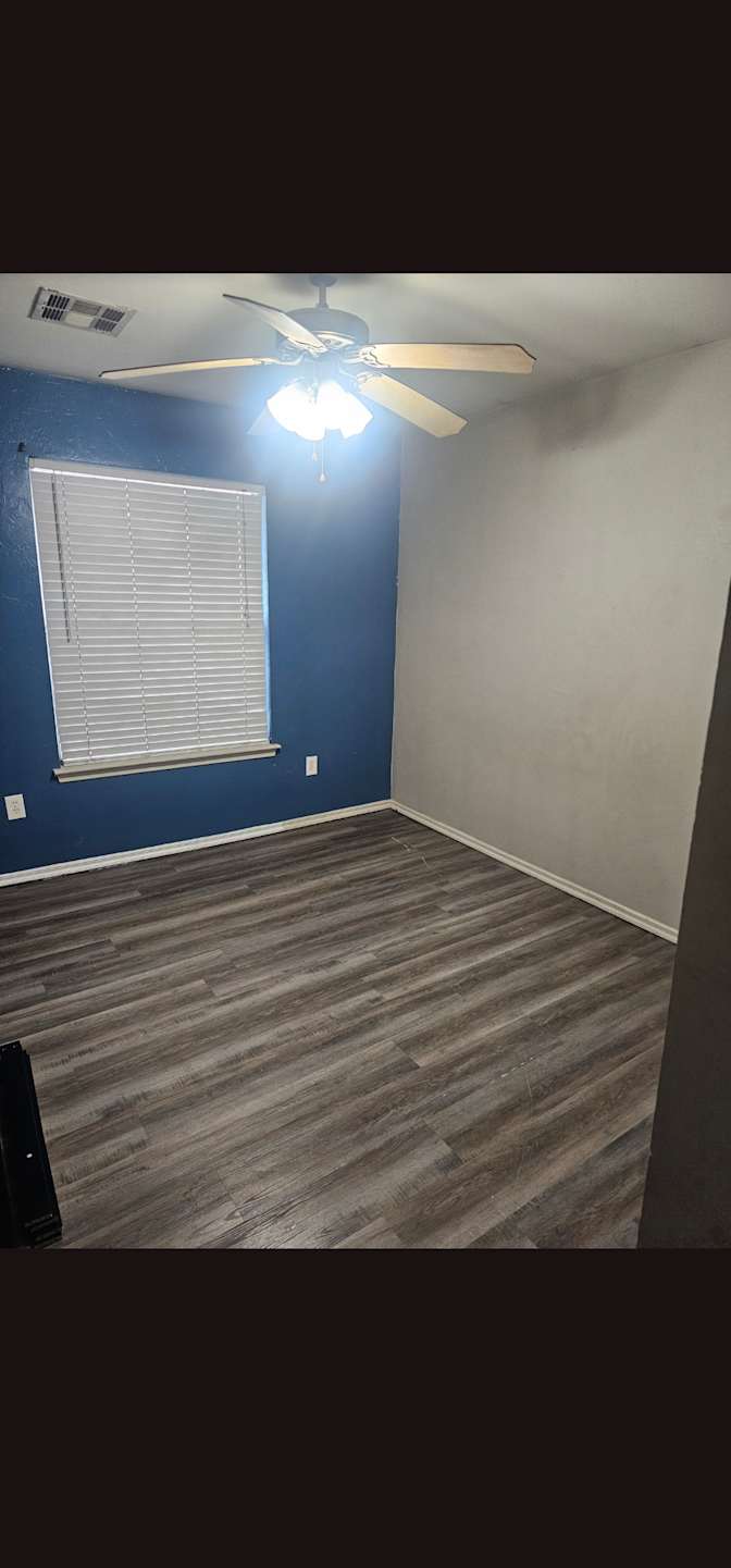 Tre S's room