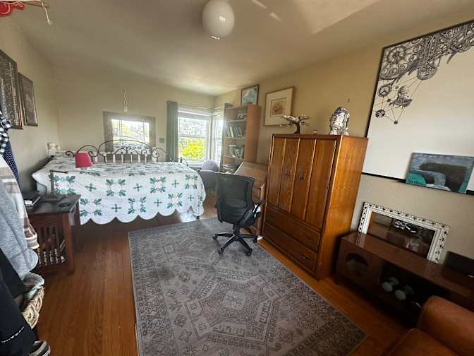Joey Xanders's room